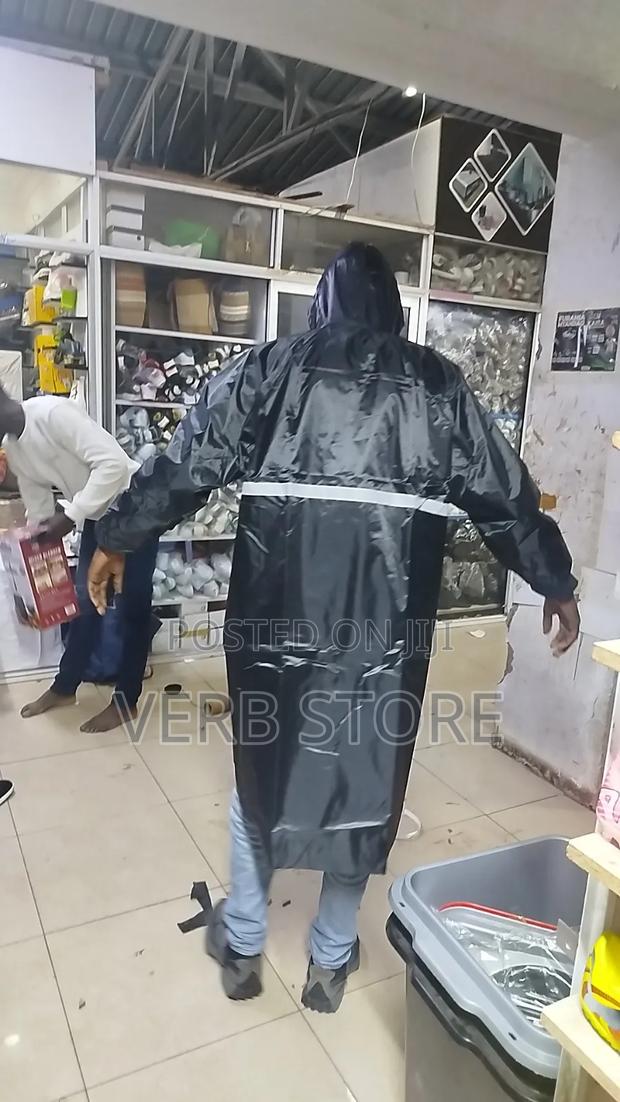 Heavy Duty Raincoat Available With a Face Cap - thumbnail 5