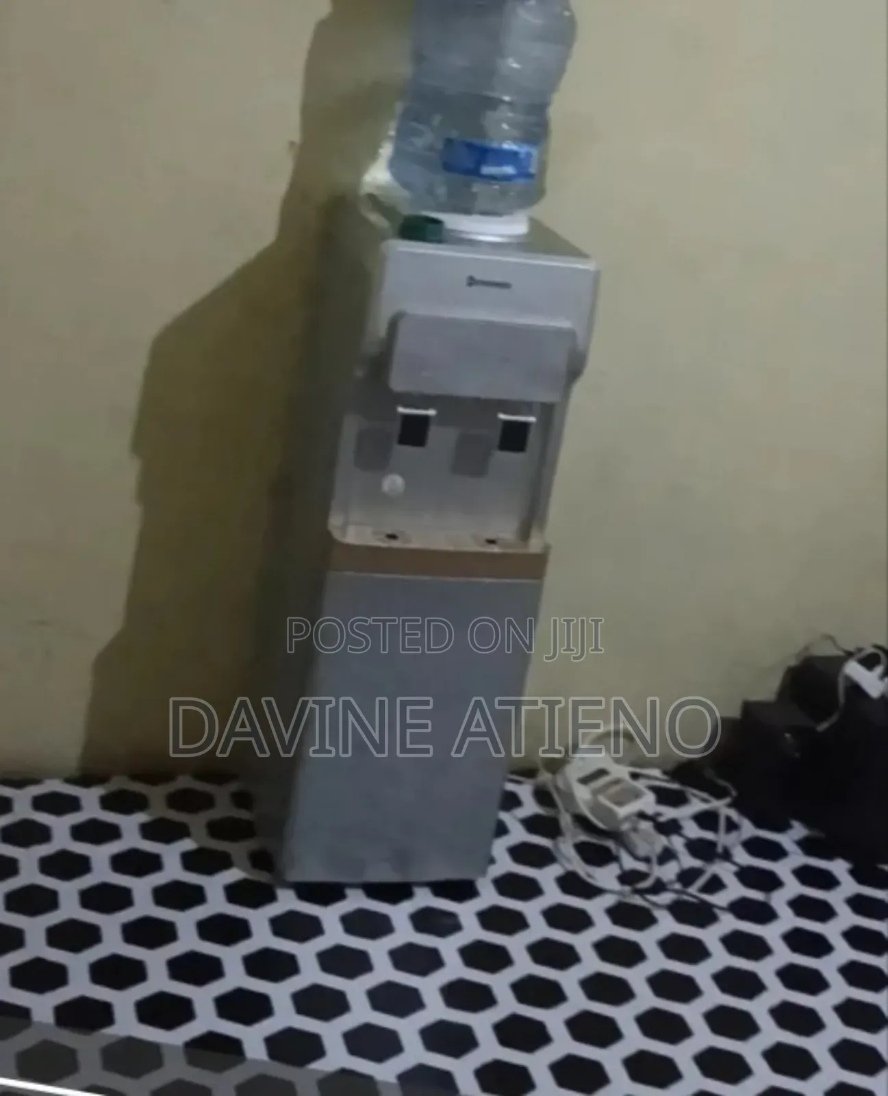 Standing Dispenser