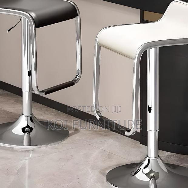 Barstools; Swivel Advanced Leather Counter Barstools - thumbnail 5