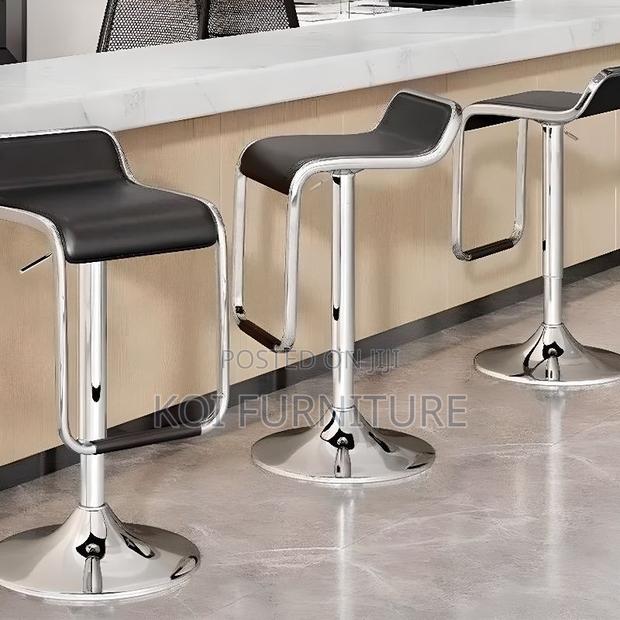 Barstools; Swivel Advanced Leather Counter Barstools - thumbnail 6