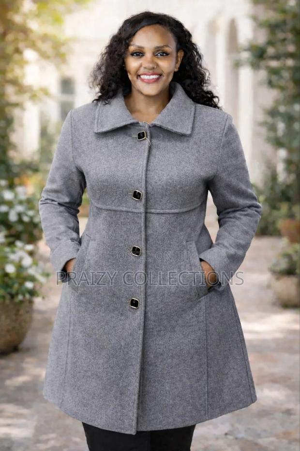 Elegant Buttoned Long Trenchcoat Coat - main view