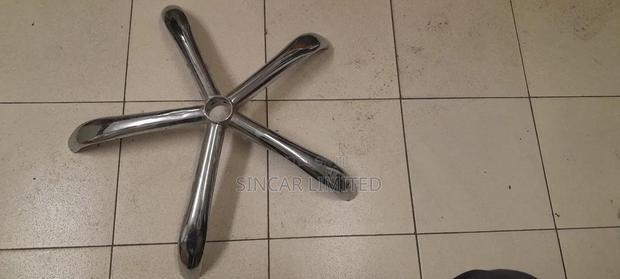 Aluminium Chair Base - thumbnail 2
