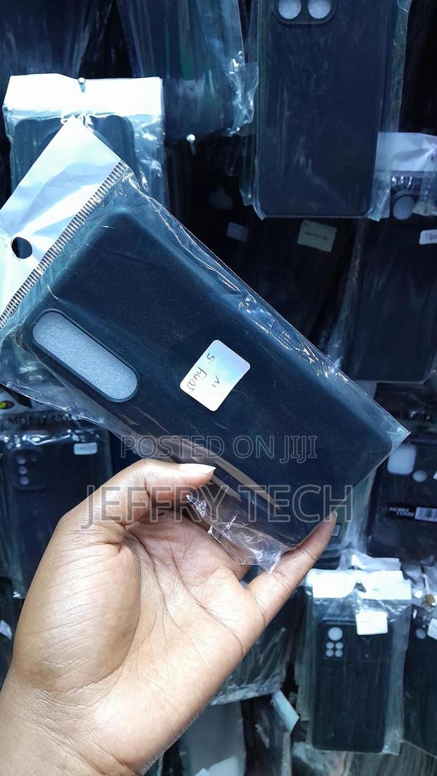 Serf Black Soft Silicone Back Cover Case for Sony Xperia 5 - thumbnail 3