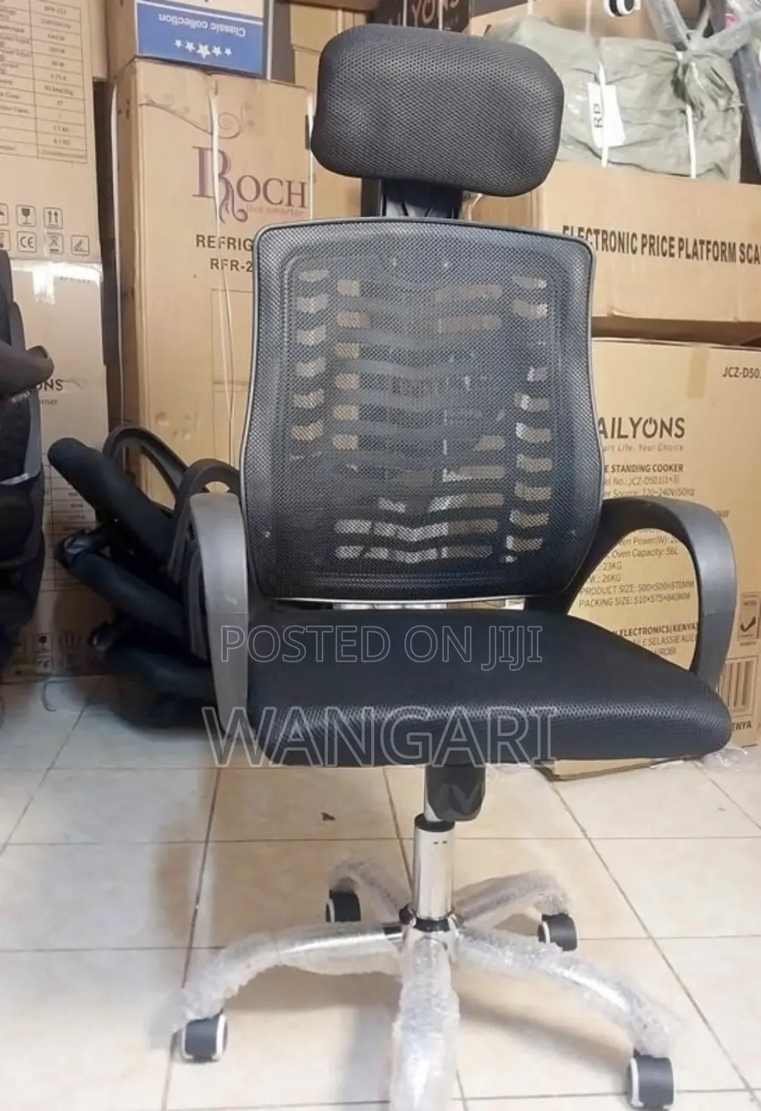 Executive Office Chair With Headrest (Black Color)