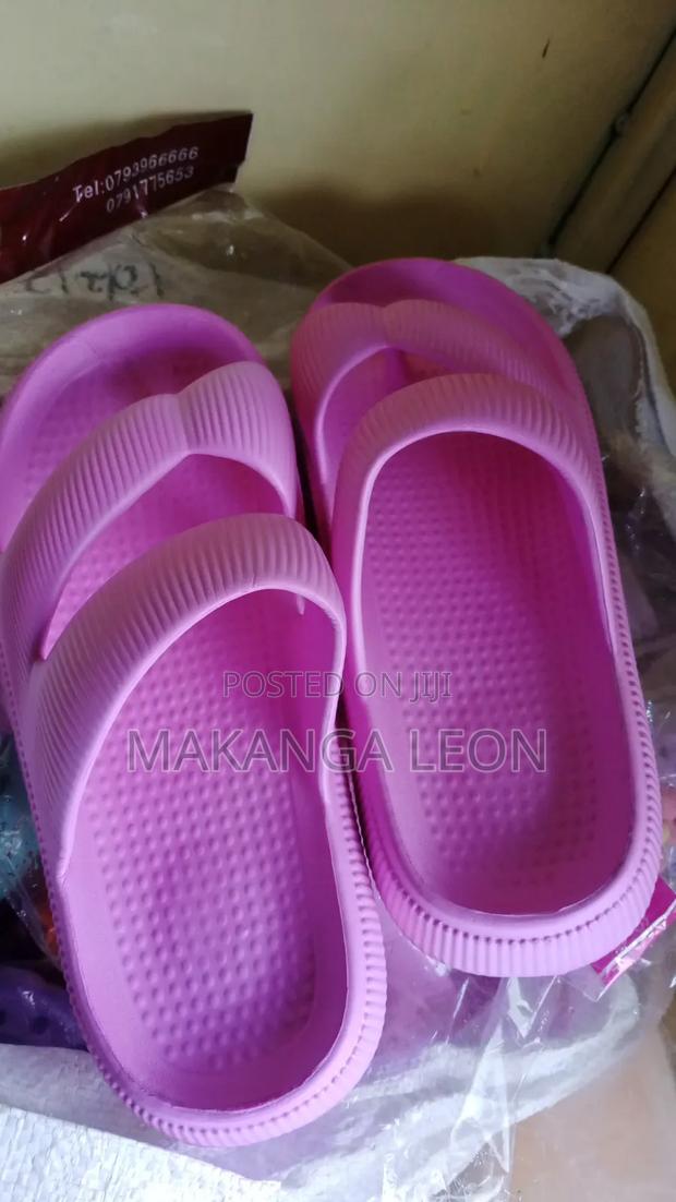 Crocs Classic Unisex,Brand New - thumbnail 3
