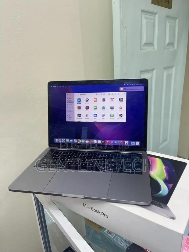 Laptop Apple MacBook Pro 8GB Intel Core i5 SSD 256GB