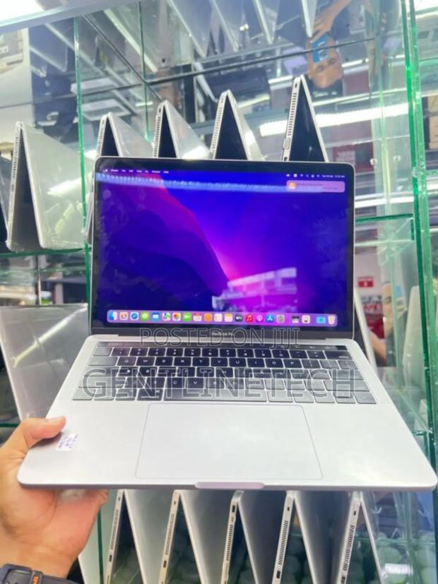 Laptop Apple MacBook Pro 8GB Intel Core i5 SSD 256GB - thumbnail 3