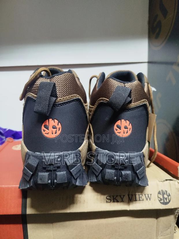 Sky View Hiking Boots With Tough Threads - thumbnail 2