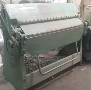 Metal Sheet Bending Manual Machine .
