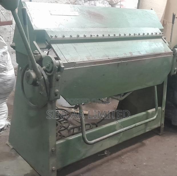 Metal Sheet Bending Manual Machine . - thumbnail 3