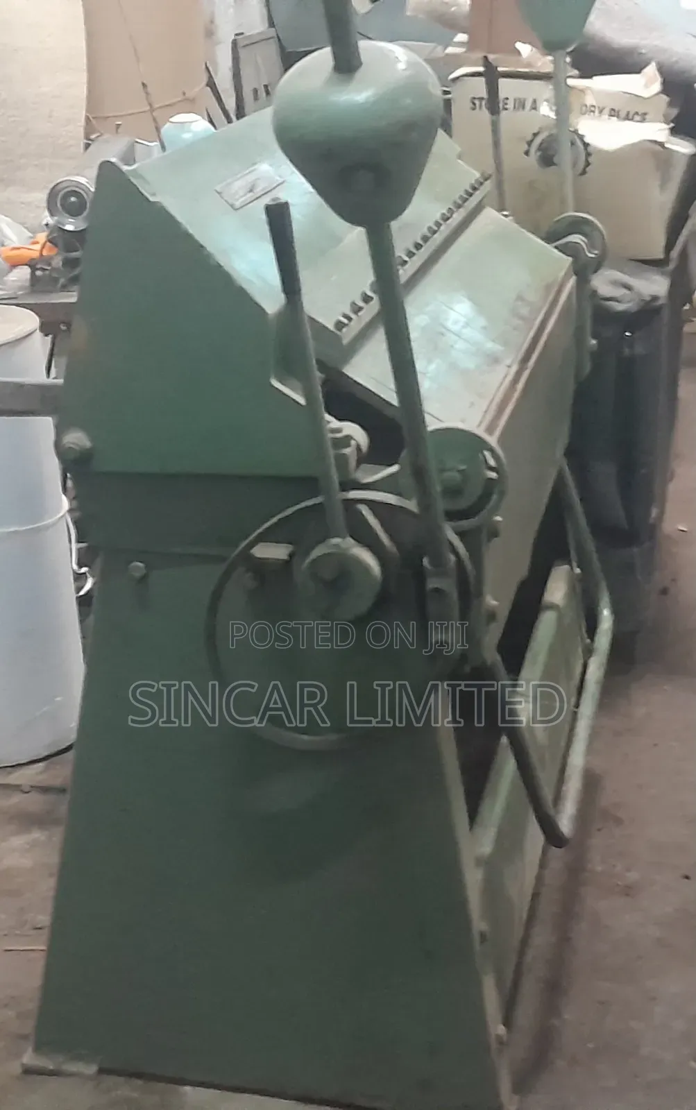 Metal Sheet Bending Manual Machine .