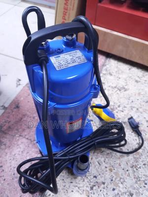 Usk 1.0hp Submersible Pump 32m Head Powerful Drainage Pump - main view