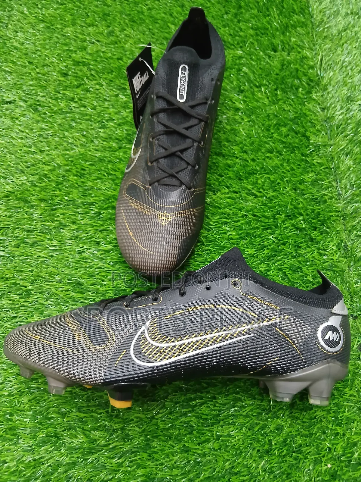 Nike Mercurial Vapor Xiv "Metallic Gold" Football Boots