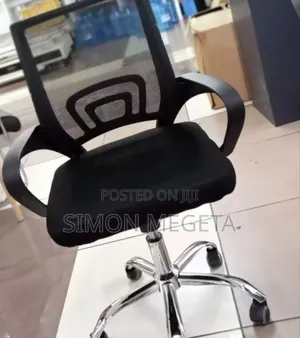 Black New With No Headrest Office Chair