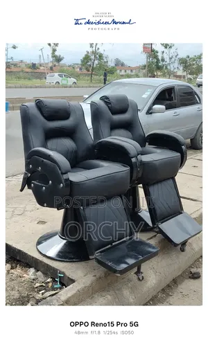 Executive Barber Chair/ Kinyozi Seat