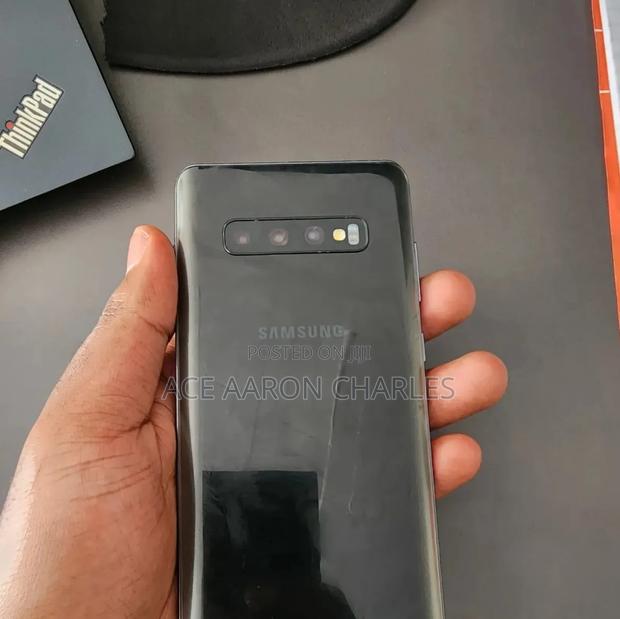 Samsung Galaxy S10 Plus 128 GB Black - thumbnail 4