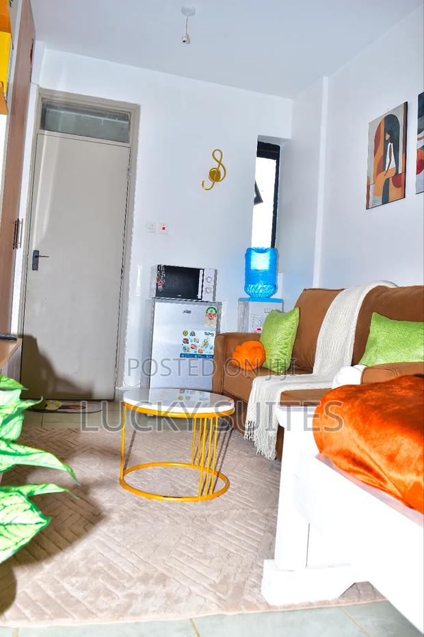 Bed and Breakfast - thumbnail 5