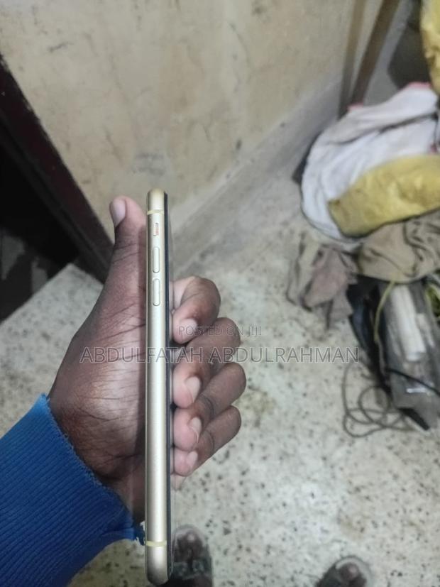 Apple XR 64 GB Yellow - thumbnail 6