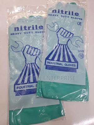 Nitrile Gloves/Industrial Green Gloves