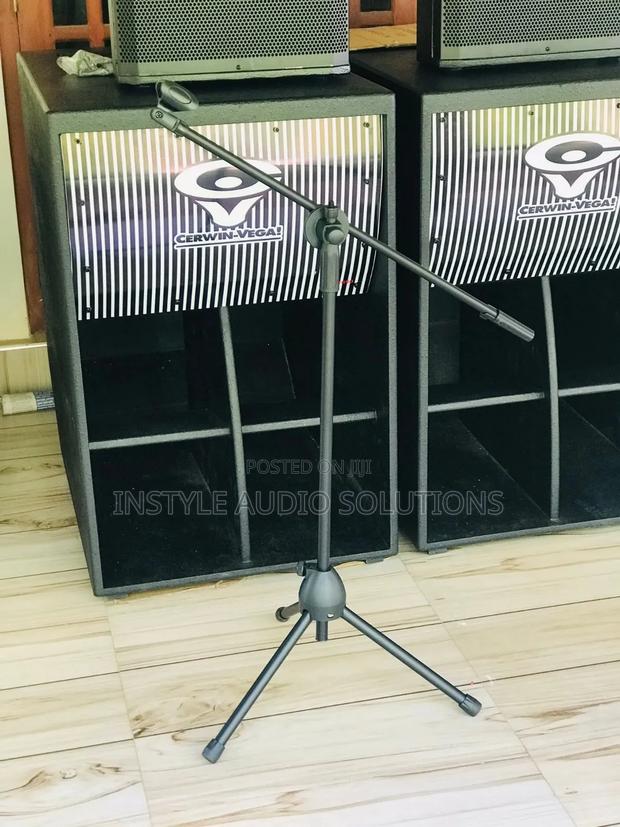 Boom Adjustable Metallic Microphone Stand - thumbnail 2