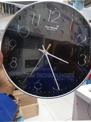 Wall Clock With Concealed CCTV