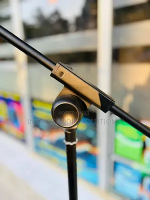 Microphone Adjustable Tripod Stand