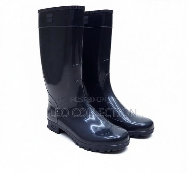 Heavy Duty Waterproof PVC Rain Boots Unisex From Size 4 to 10 - main view