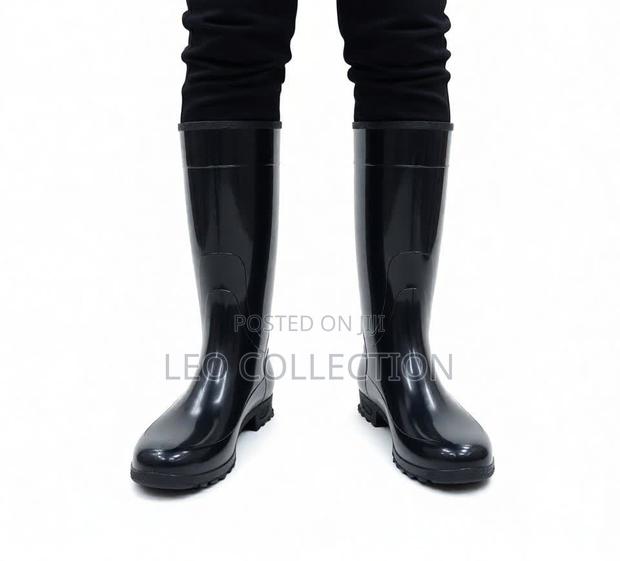 Heavy Duty Waterproof PVC Rain Boots Unisex From Size 4 to 10 - thumbnail 4