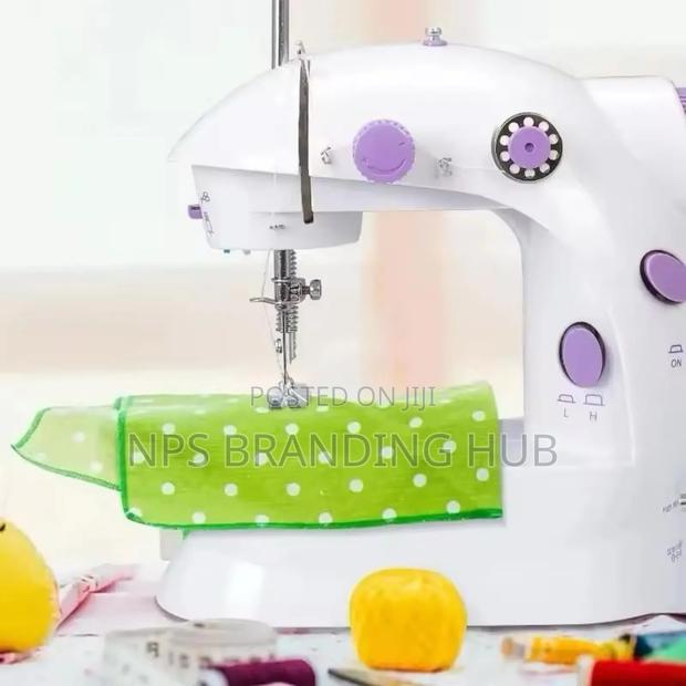 Sewing Kit/Machine - thumbnail 2
