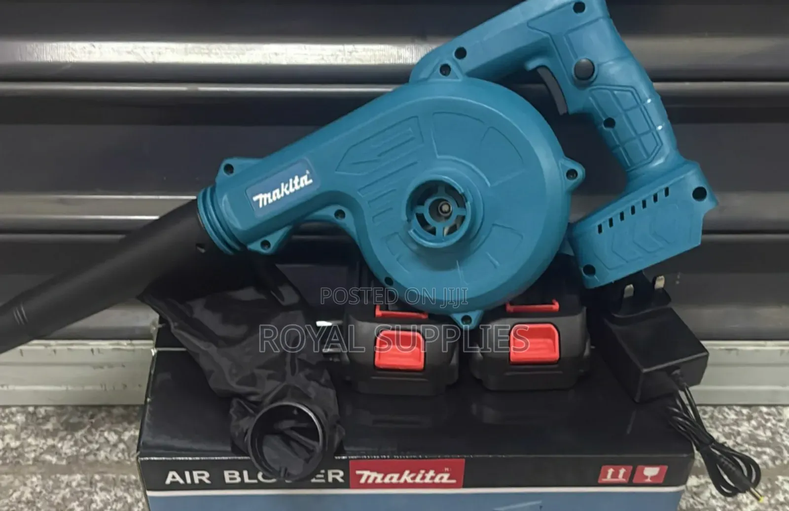 Cordless Rechargeable Makita Blower