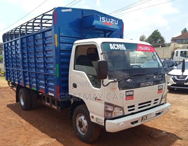 2016 Isuzu NPR - thumbnail 7