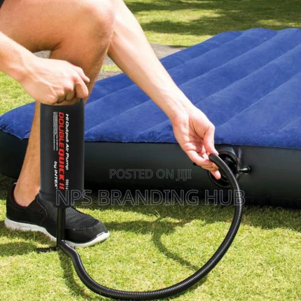 Intex Inflatable Mattress With Manual Pump *4*6