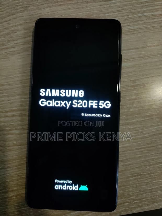 Samsung Galaxy S20 FE 128 GB Black - main view