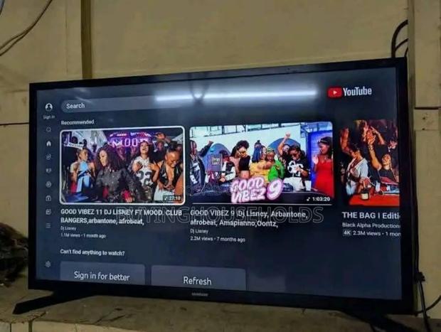 Samsung 32" Smart Tv,Used - thumbnail 2