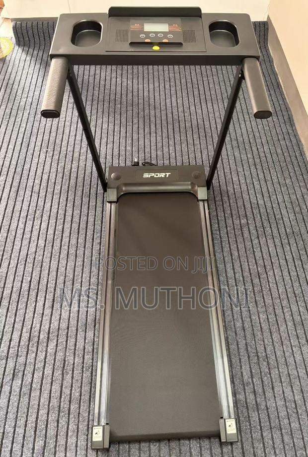 Treadmill With Bluetooth Connectivity, Manual Incline Option - thumbnail 2