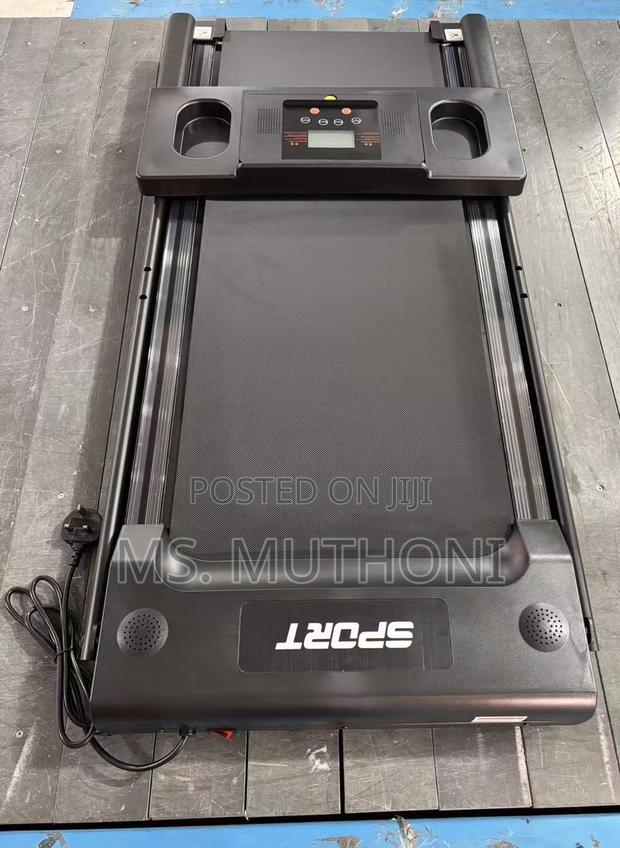 Treadmill With Bluetooth Connectivity, Manual Incline Option - thumbnail 3
