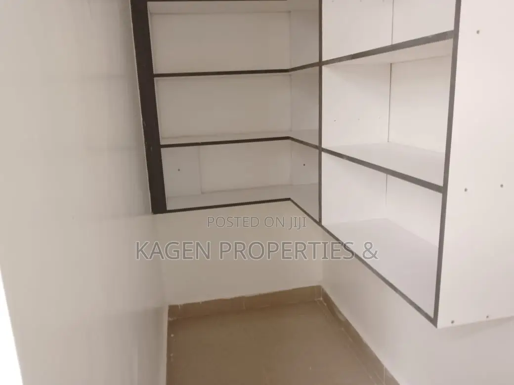 4bdrm Maisonette in Kitengela for sale
