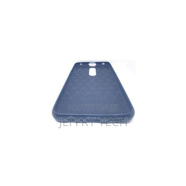 Autofocus Oppo F11 Pro Case (Back Cover) - thumbnail 2