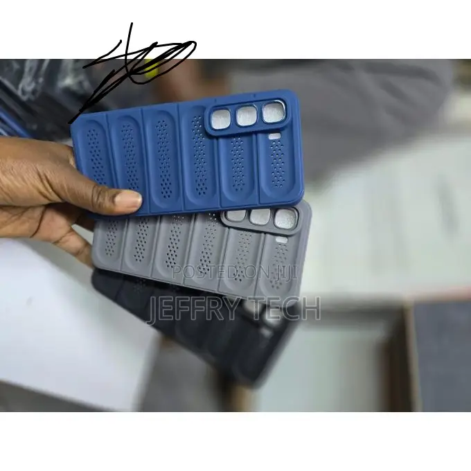 Realme Note 60 – Trendy Textured Design, Shock-Absorbent Protection