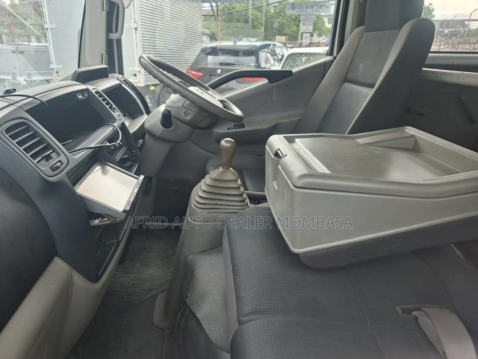 Nissan Cabstar Double Cabin