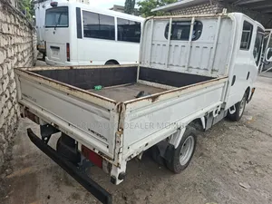 Nissan Cabstar Double Cabin