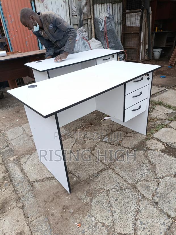 White Premium Office Desk - main view