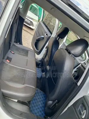 Peugeot 2008 2015 White