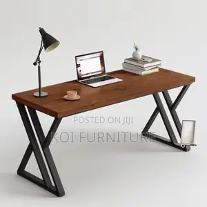 Office Desk : 1.4m Rustic Large Computer Desk With Metal Base.
