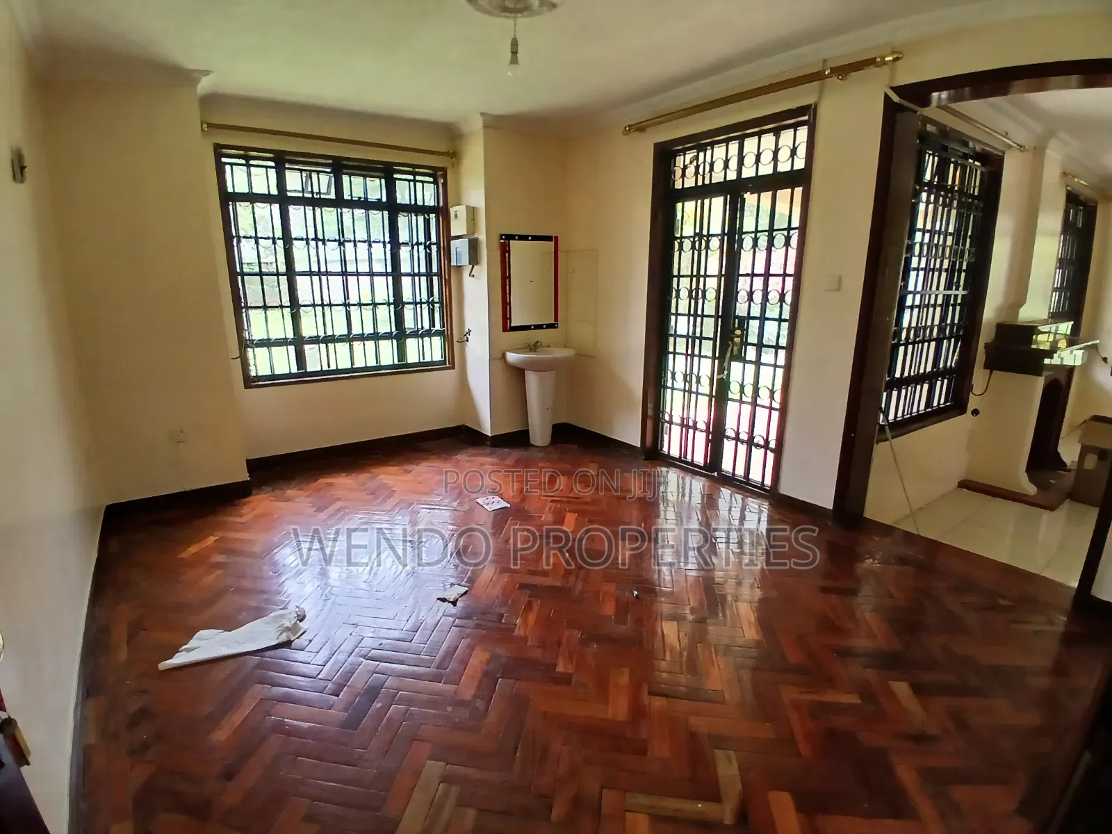 5bdrm Villa in Karen for rent
