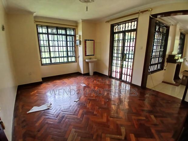5bdrm Villa in Karen for rent - thumbnail 10