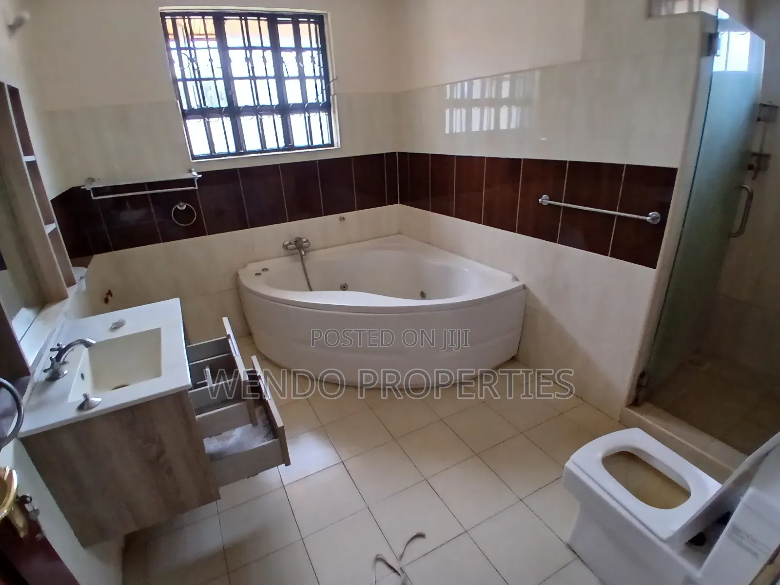 5bdrm Villa in Karen for rent