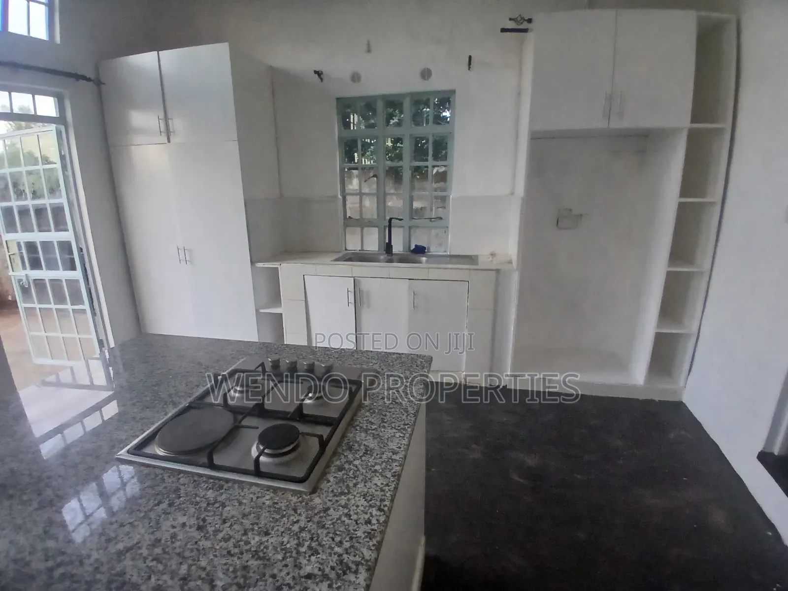 3bdrm Bungalow in Ngong CBD for rent