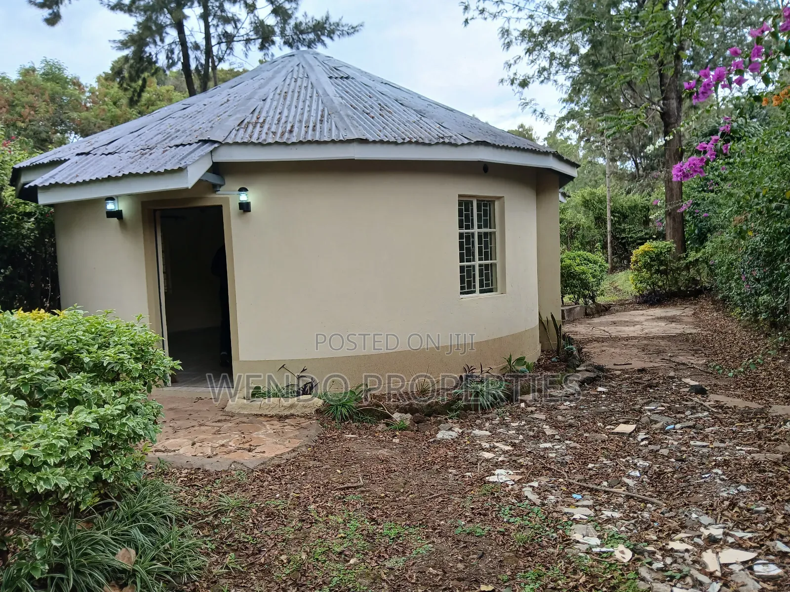 1bdrm Bungalow in Karen C for rent
