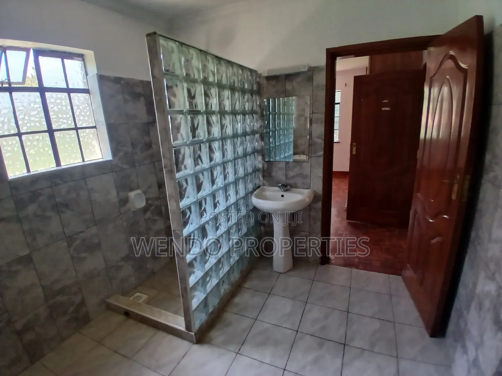 4bdrm Villa in Karen C for rent